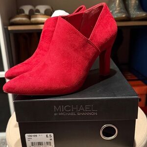 Michael Shannon Vibrant Red Suede Pumps
